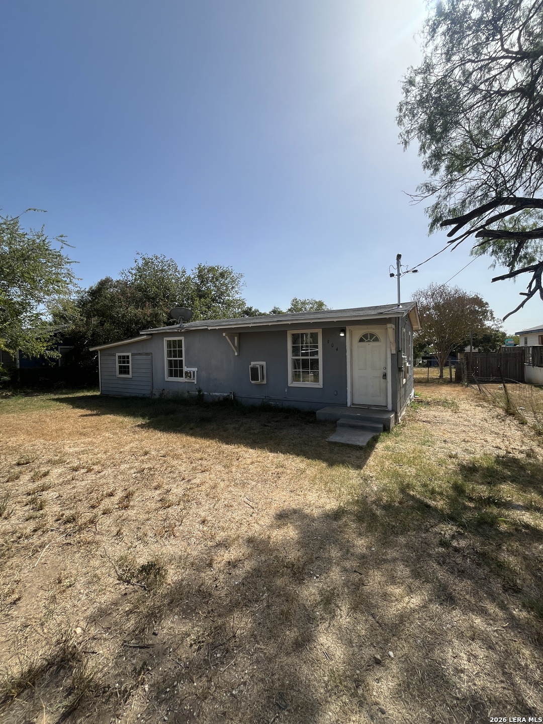 904 Pine