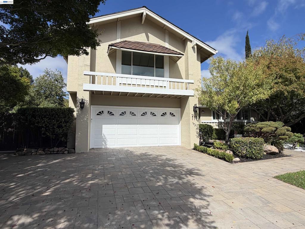 111 Silver Cloud Place