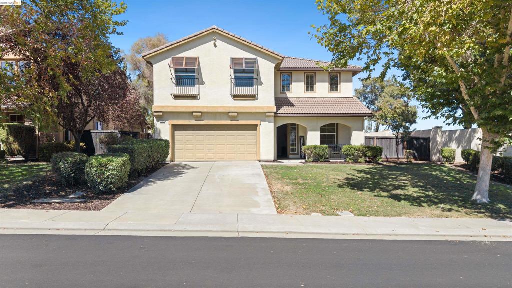 9569 California Oak Cir