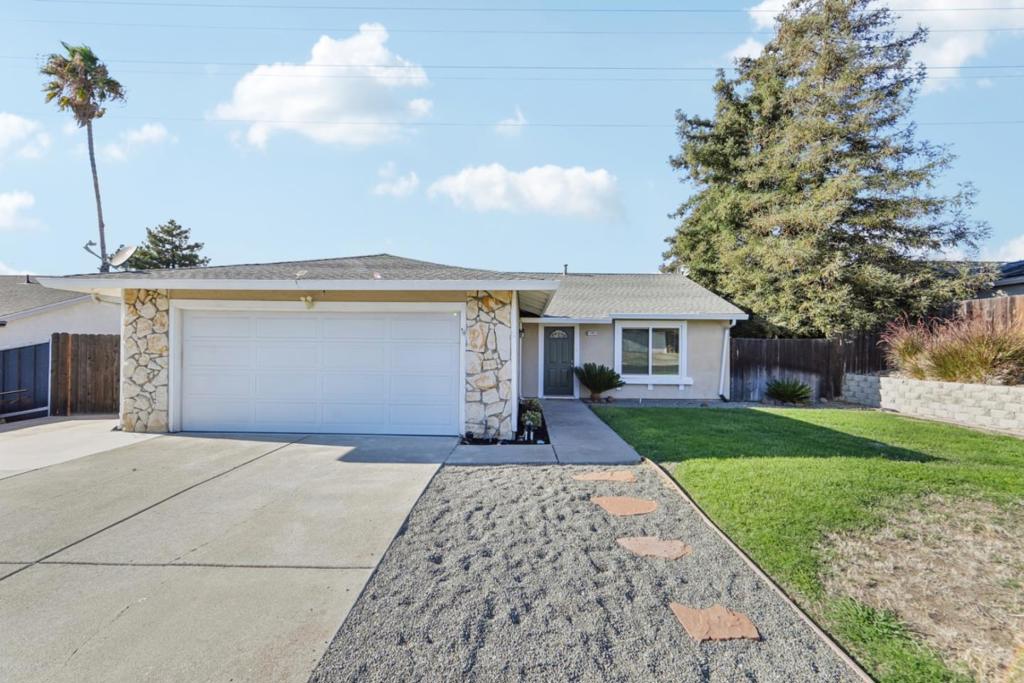 1105 Danberry Court