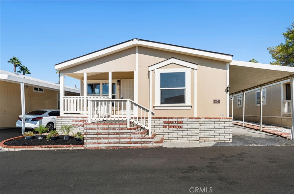 3701 Fillmore St. 45
