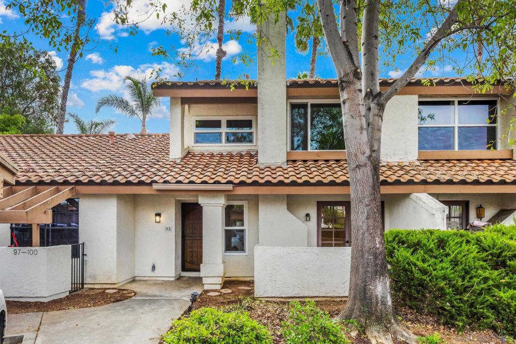 1651 S Juniper 98