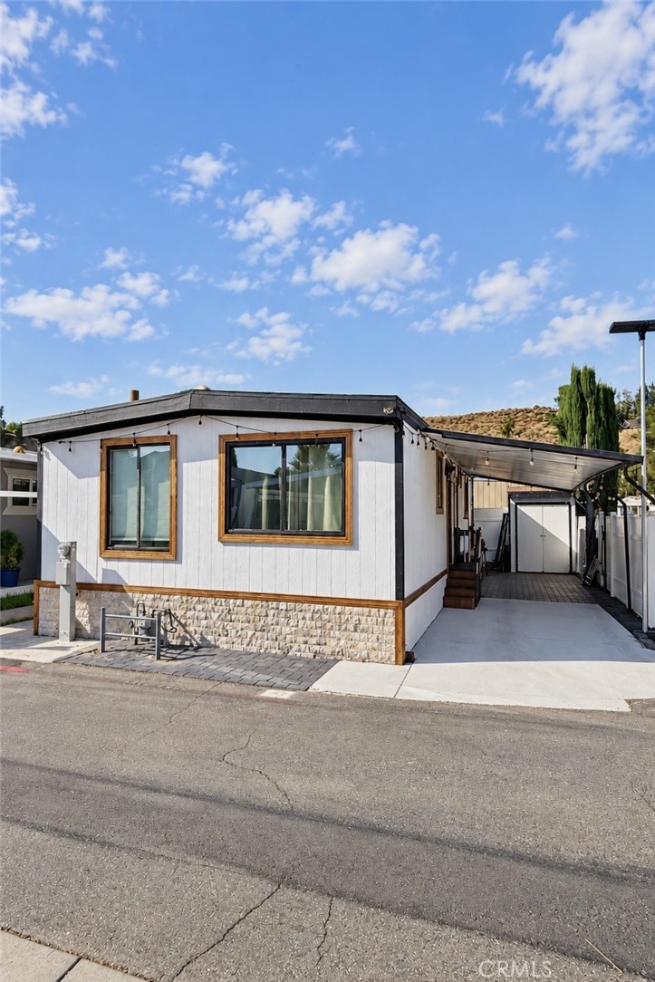 18035 Soledad Canyon Road 47