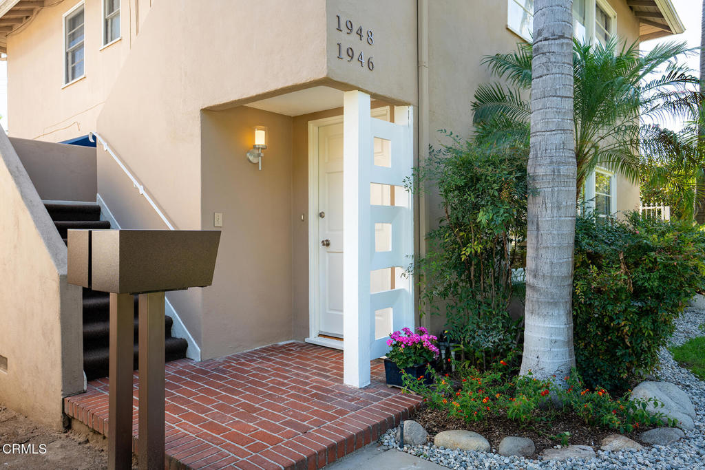 1946 E Villa Street
