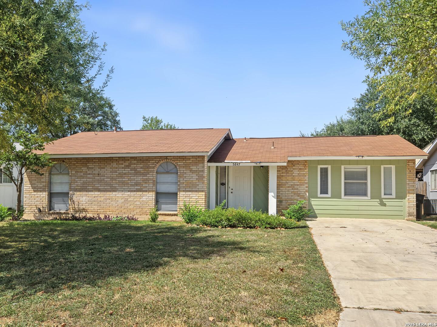 5847 Cliffmont Drive