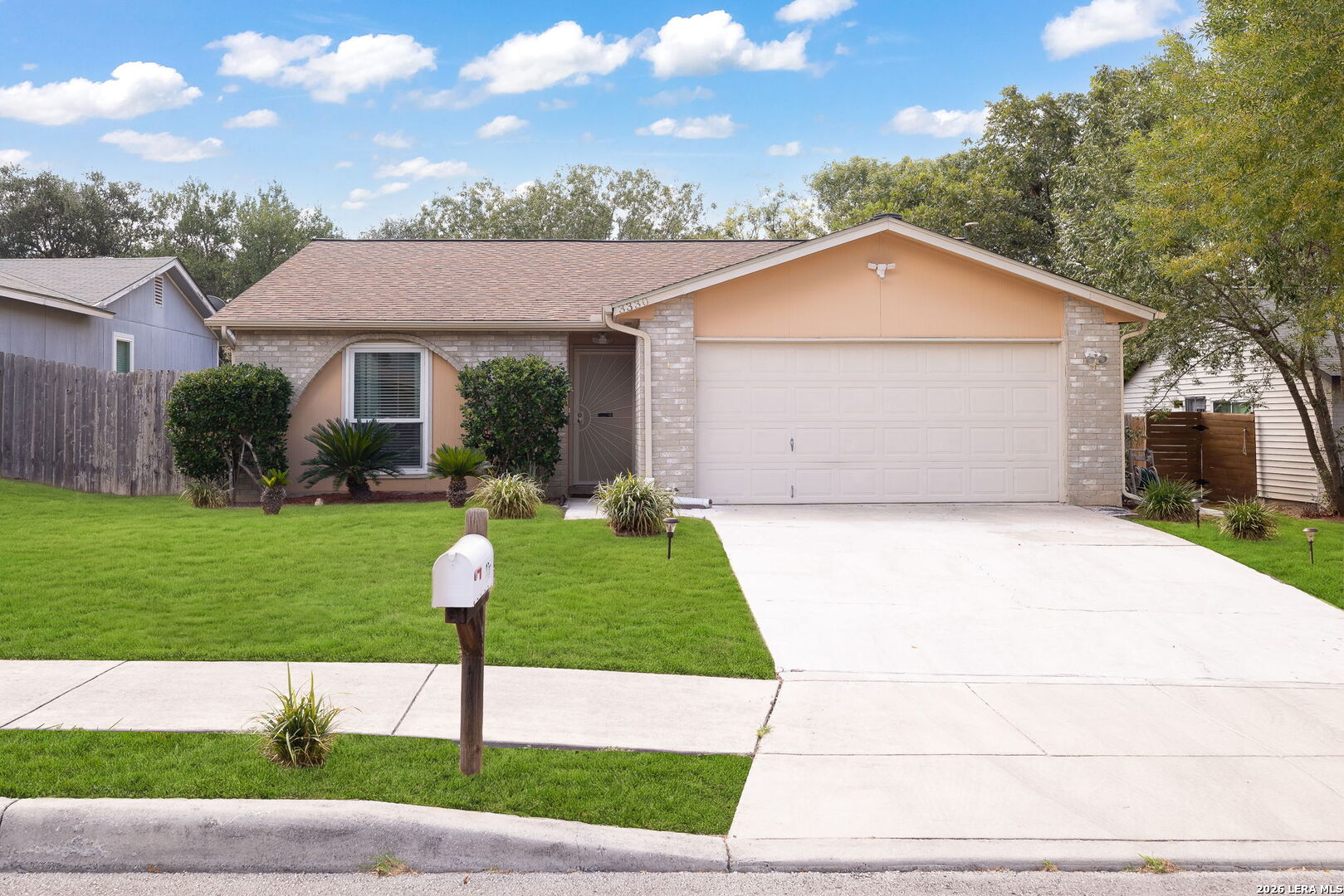3330 Country View