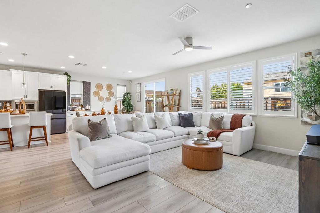 1119 Jason Creek Place