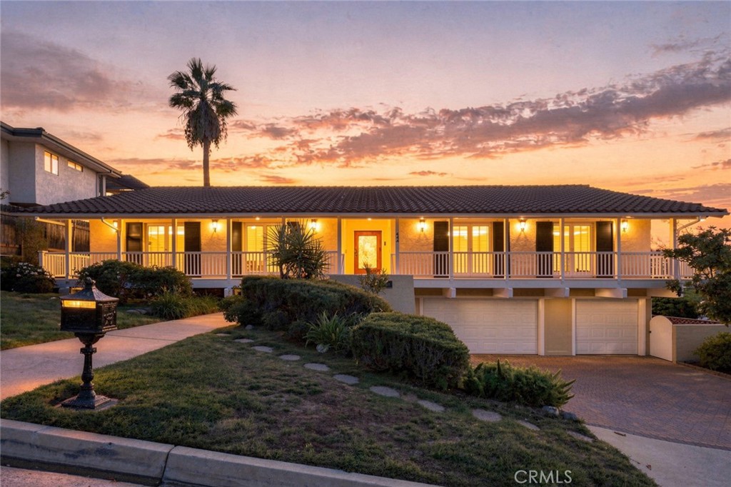 444 Meadowview Drive