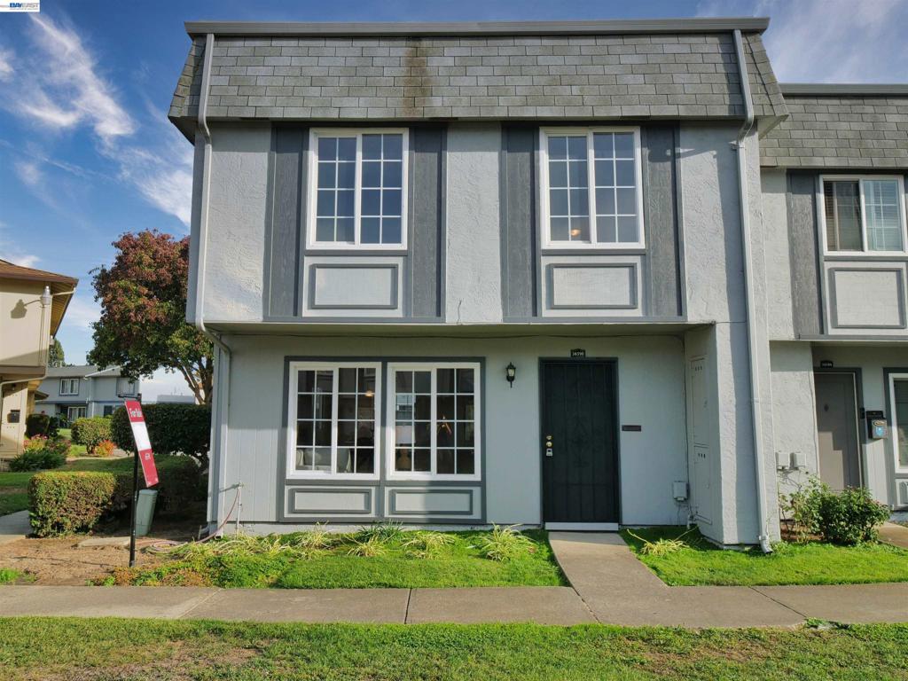 34590 Bluestone Cmn