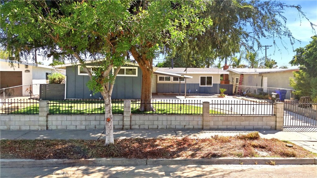 1210 Tejon, Colton, CA 92324 — photo 1