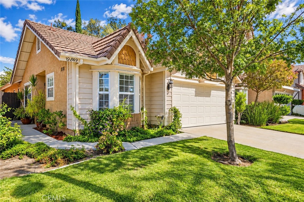 19849 Collins Road, Canyon Country, CA 91351 — photo 1