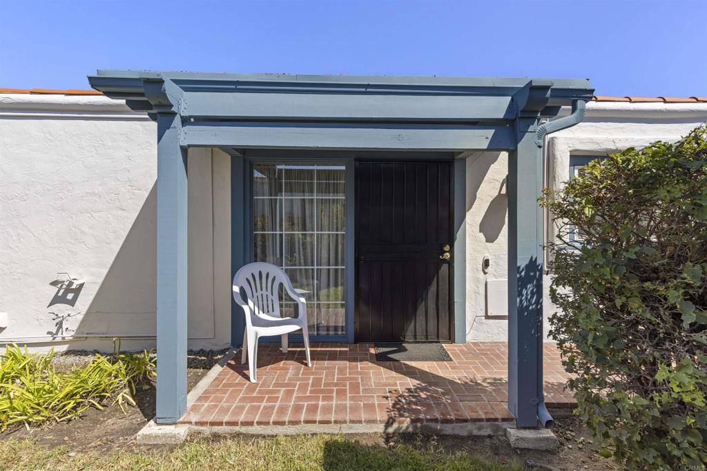 3621 S Vista Campana