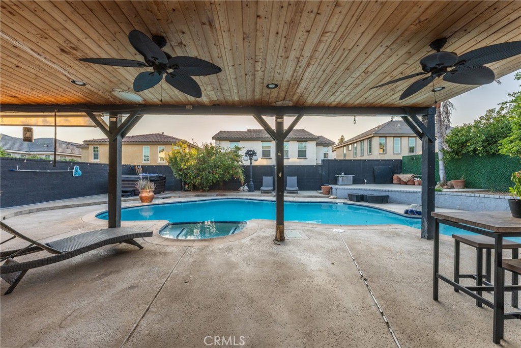 1527 Fairwood Way, Upland, CA 91786 — photo 1