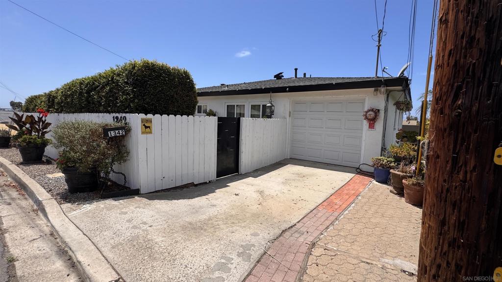 1342 Gertrude, San Diego, CA 92110 — photo 1