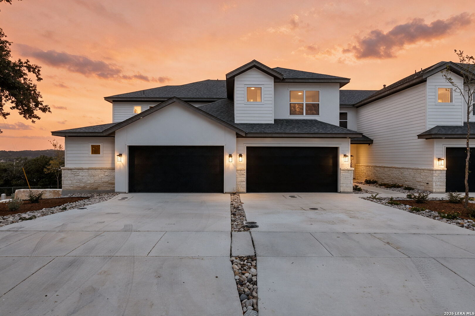 108 MAGNOLIA CIR