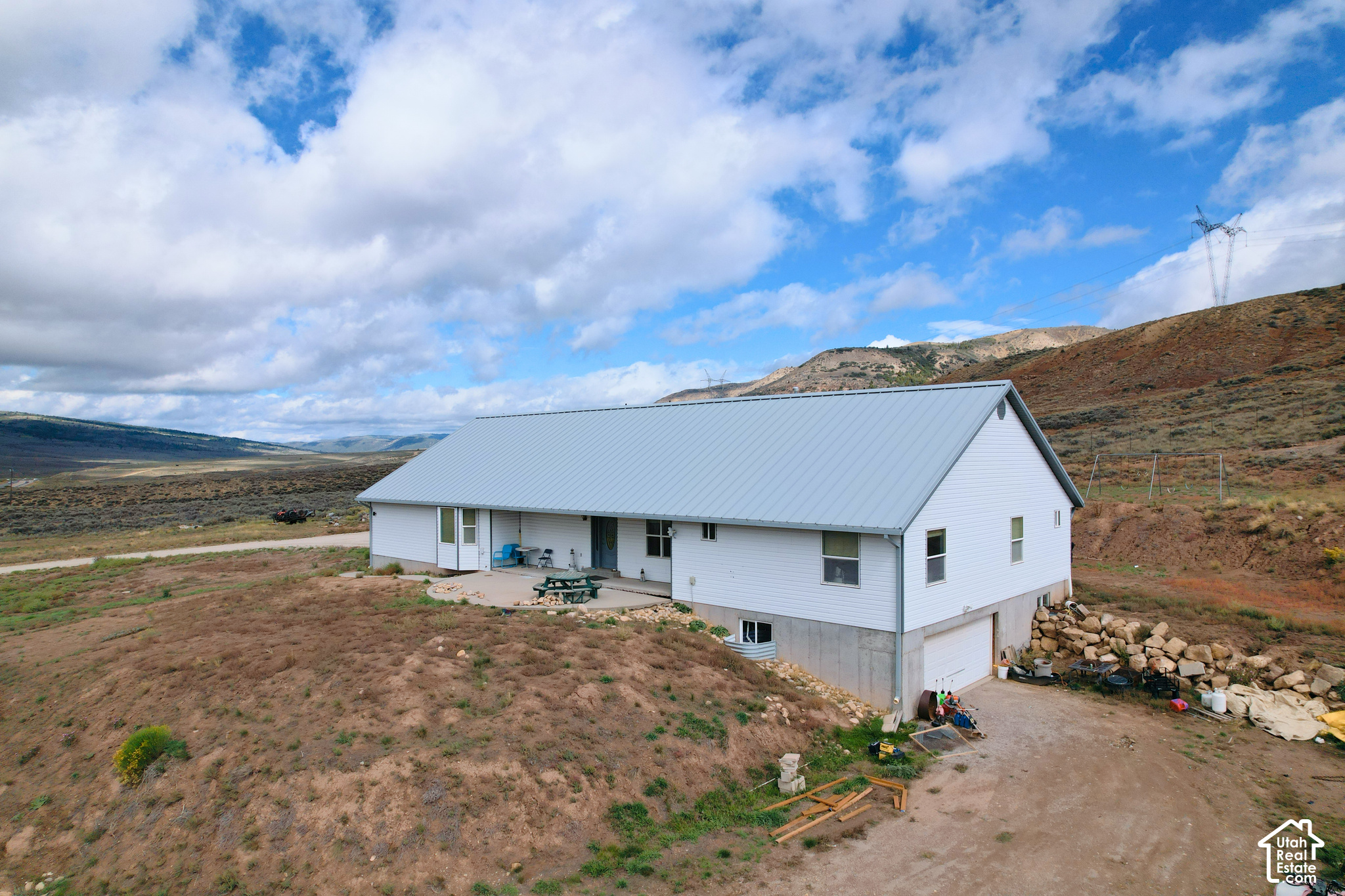 27215 N HIGHWAY 6