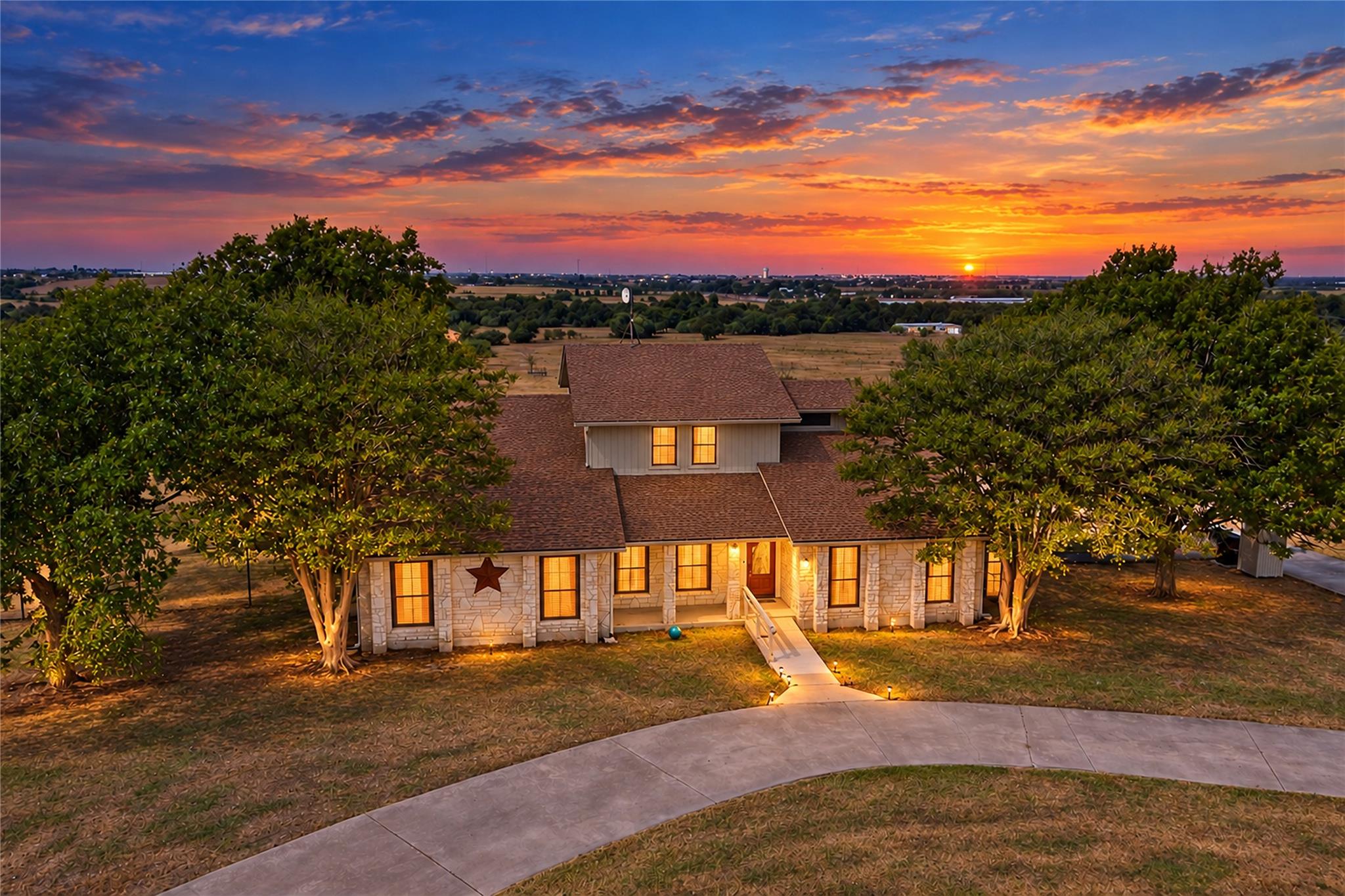 2750  County Road 100 None, Hutto, TX 78634 — photo 1