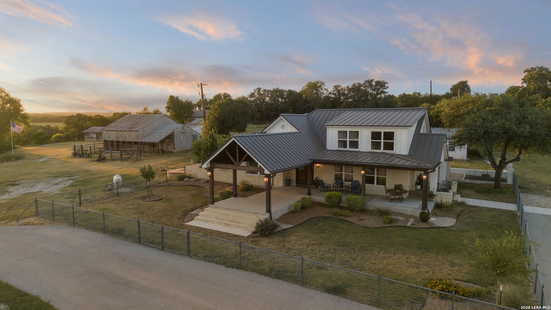 2825 W AMMANN RD