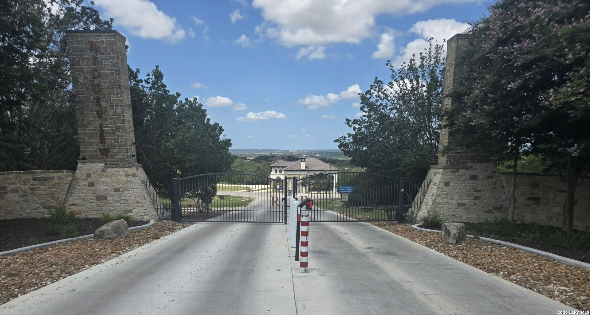 1200 PRIVATE ROAD 3702