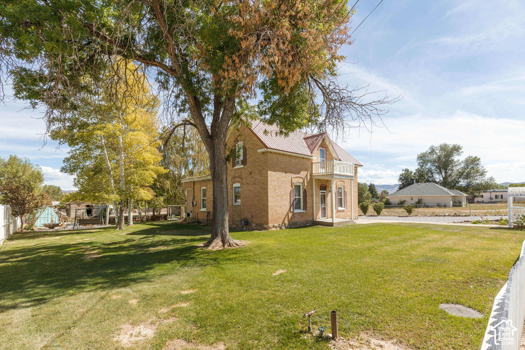 320 N MAIN