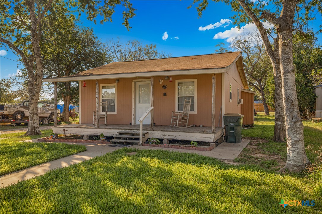 206 Alonzo Street