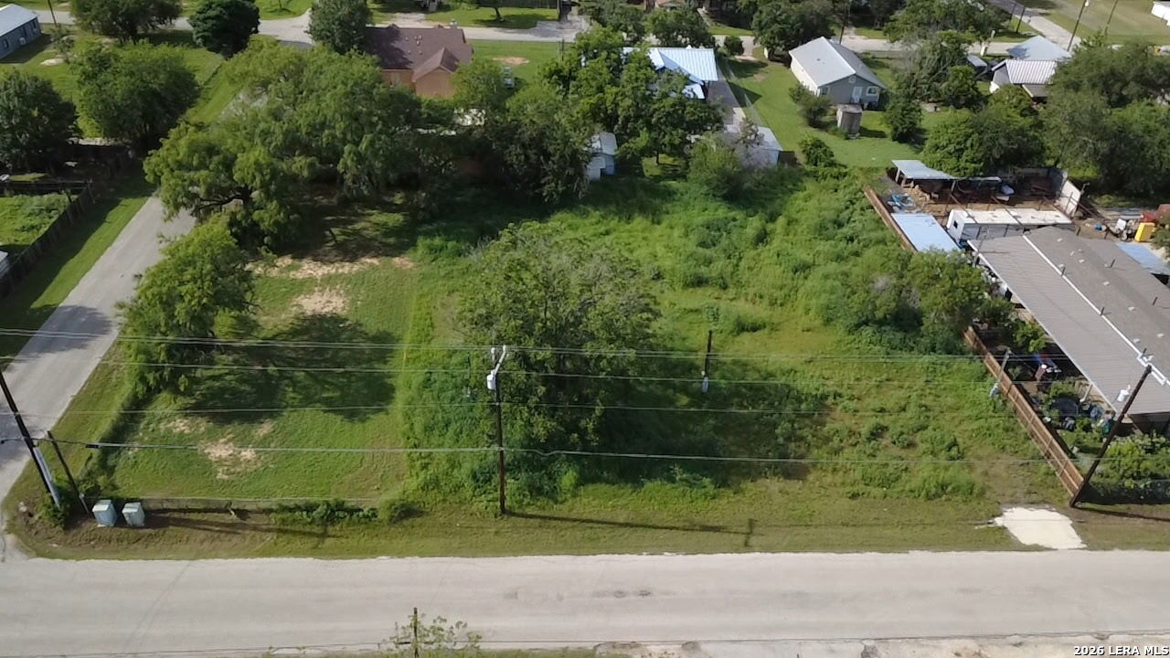 8107 W DIXON RD
