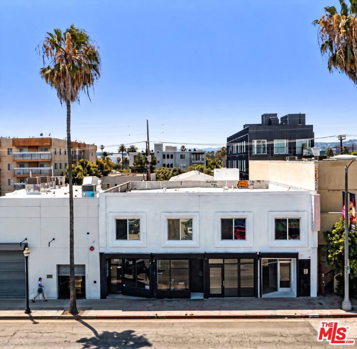 355 N N Fairfax Avenue