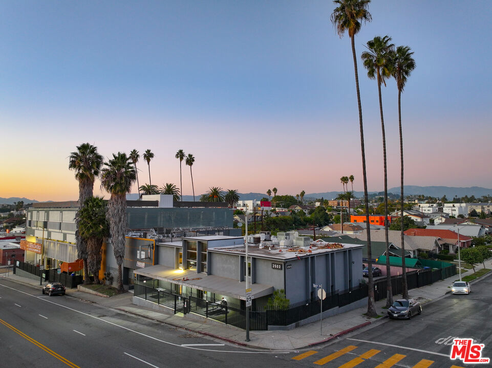 2503 Beverly Boulevard