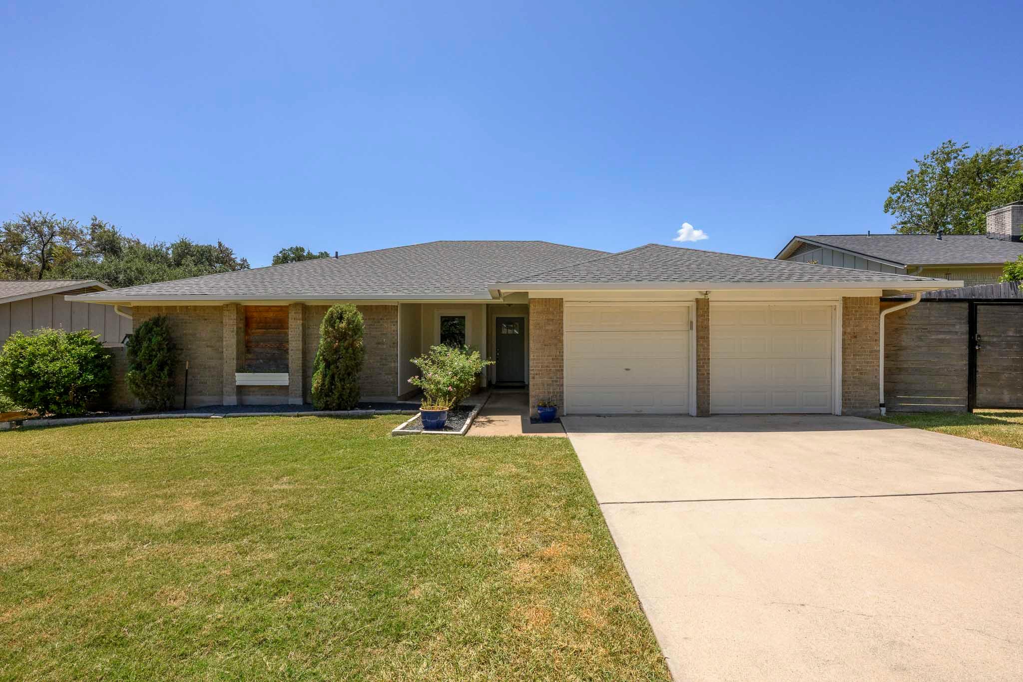 2717 Charlesworth Dr, Austin, TX 78745 — photo 1