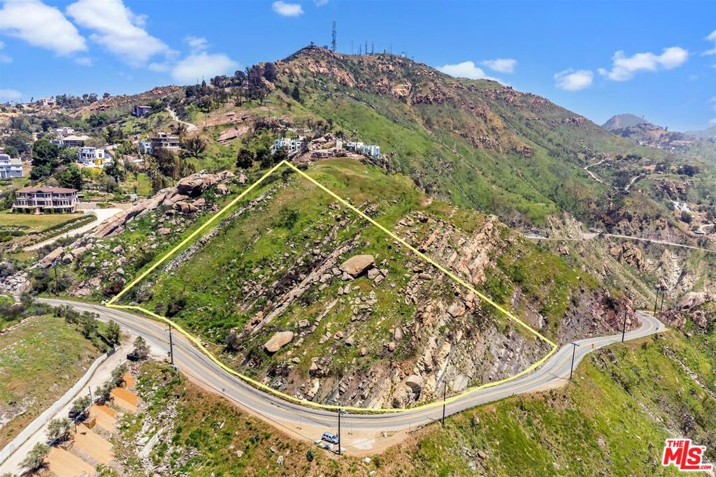 24500 Piuma Road