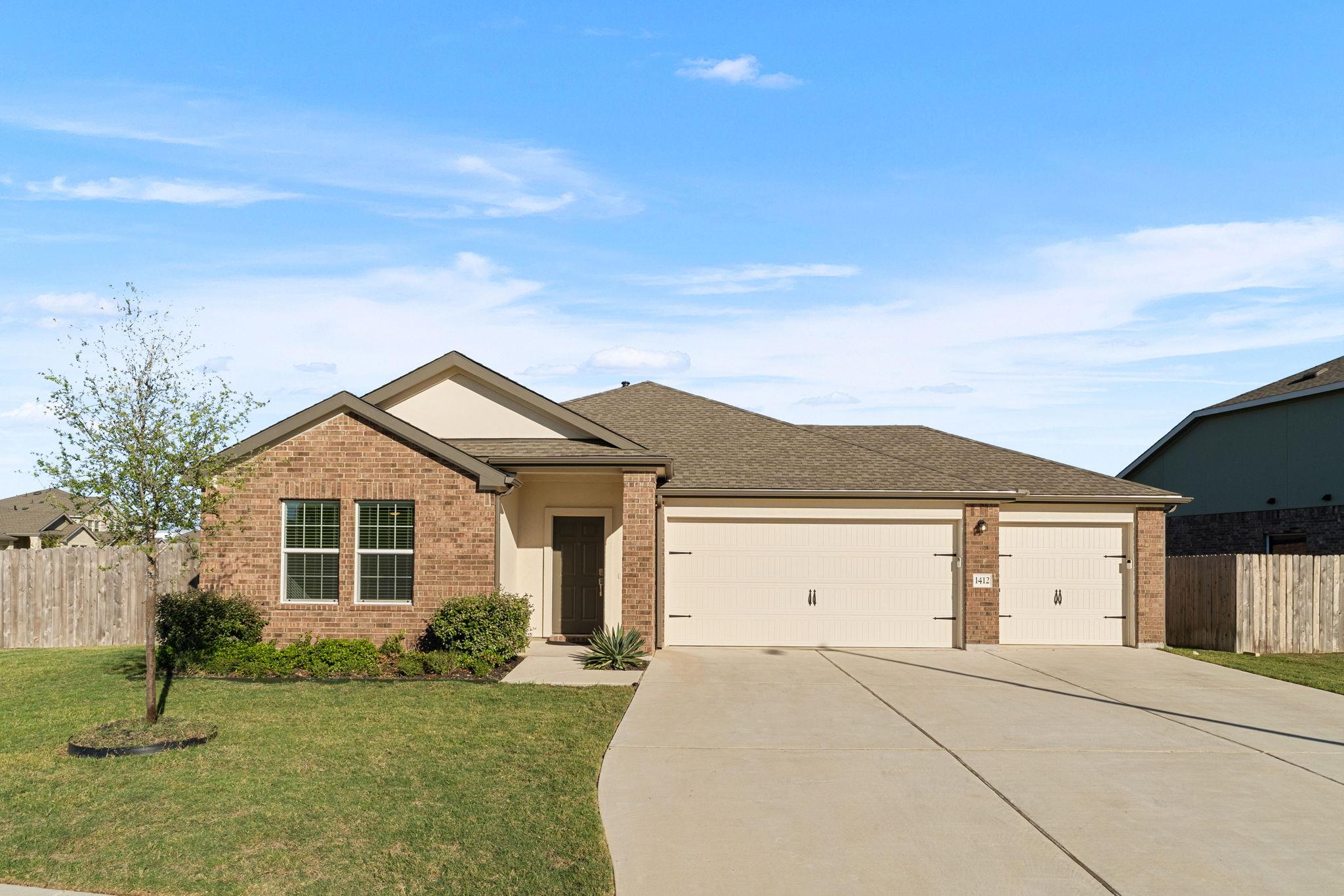 1412  Aquilla Dr