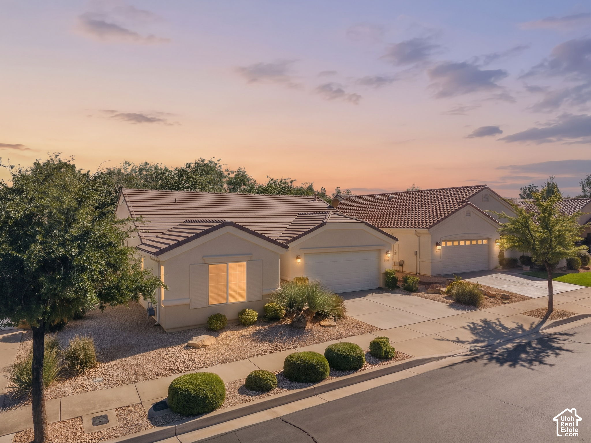 1805  WIDE RIVER DR, St. George, UT 84790 — photo 1