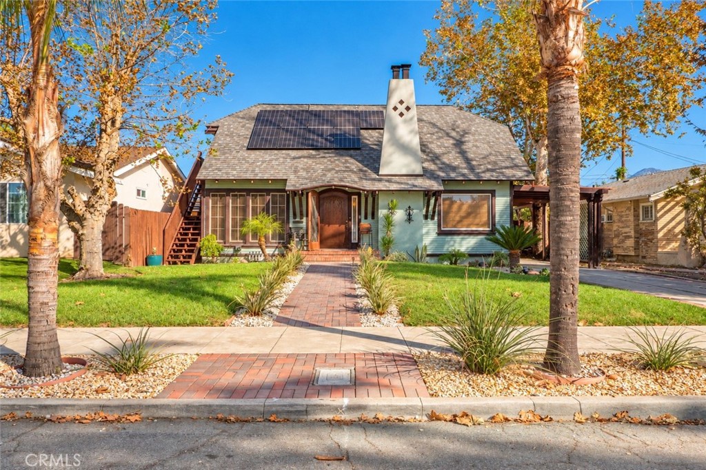 817 E Pasadena
