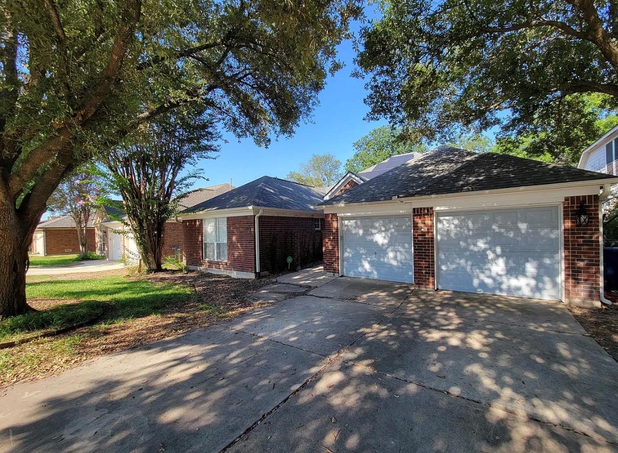 11314  FAIR HOLLOW DR Dr