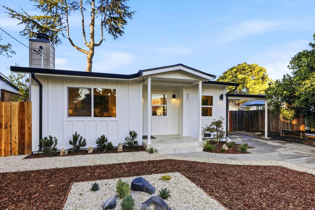 837 DWIGHT Avenue, Sunnyvale, CA 94086 — photo 1