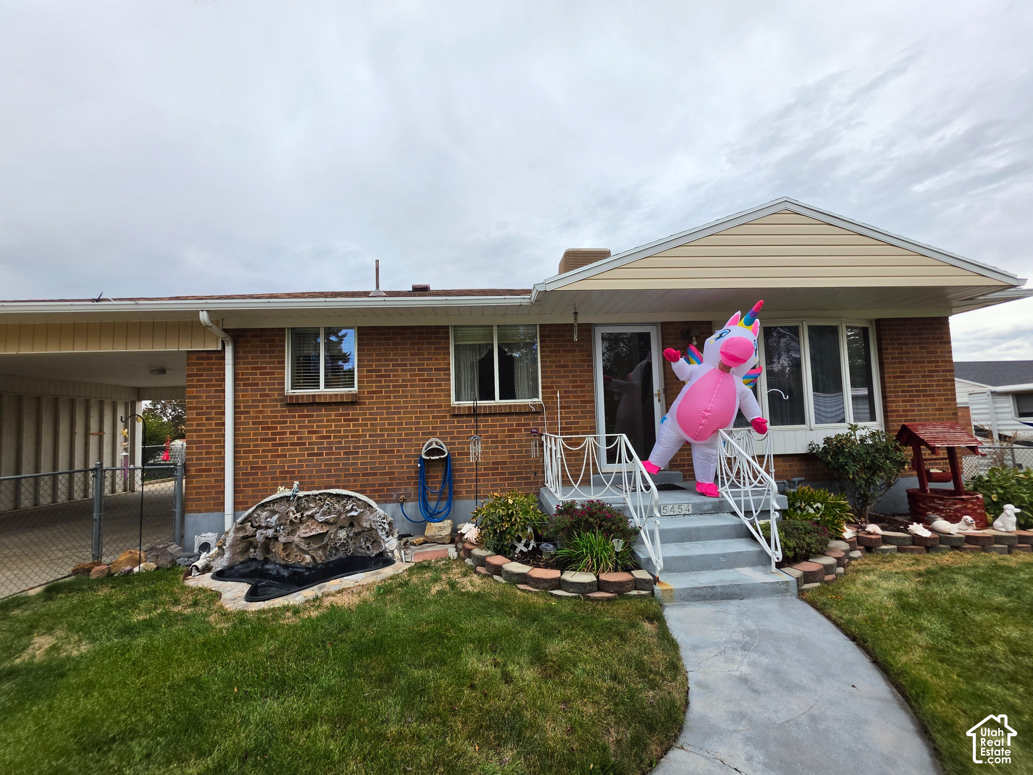 5454  ELAINE AVE, West Valley City, UT 84120 — photo 1