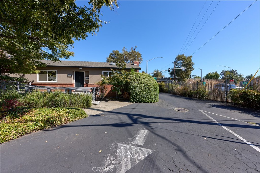 1108 Sheridan