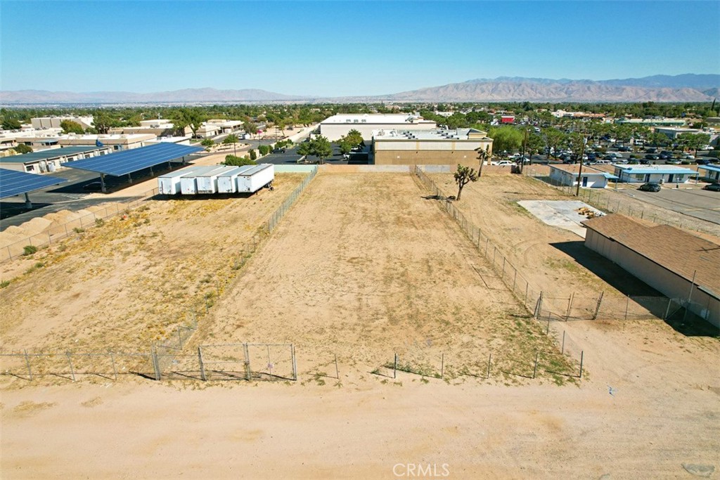 25 Tamarisk Avenue
