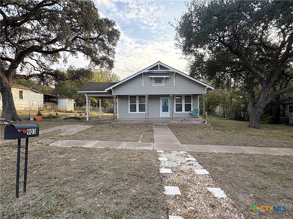 903 E Morgan Avenue