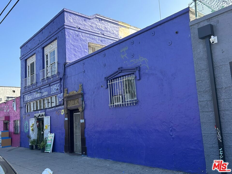 1856 W Washington Boulevard