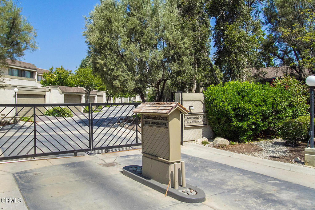201 N Orange Grove 514