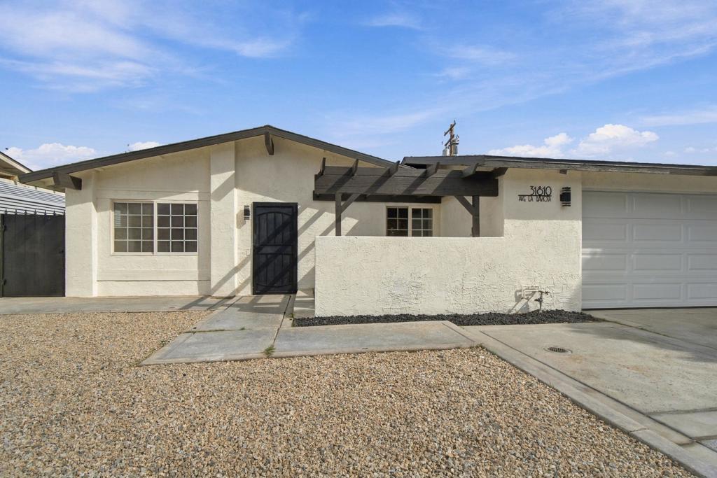 31810 Avenida La Gaviota