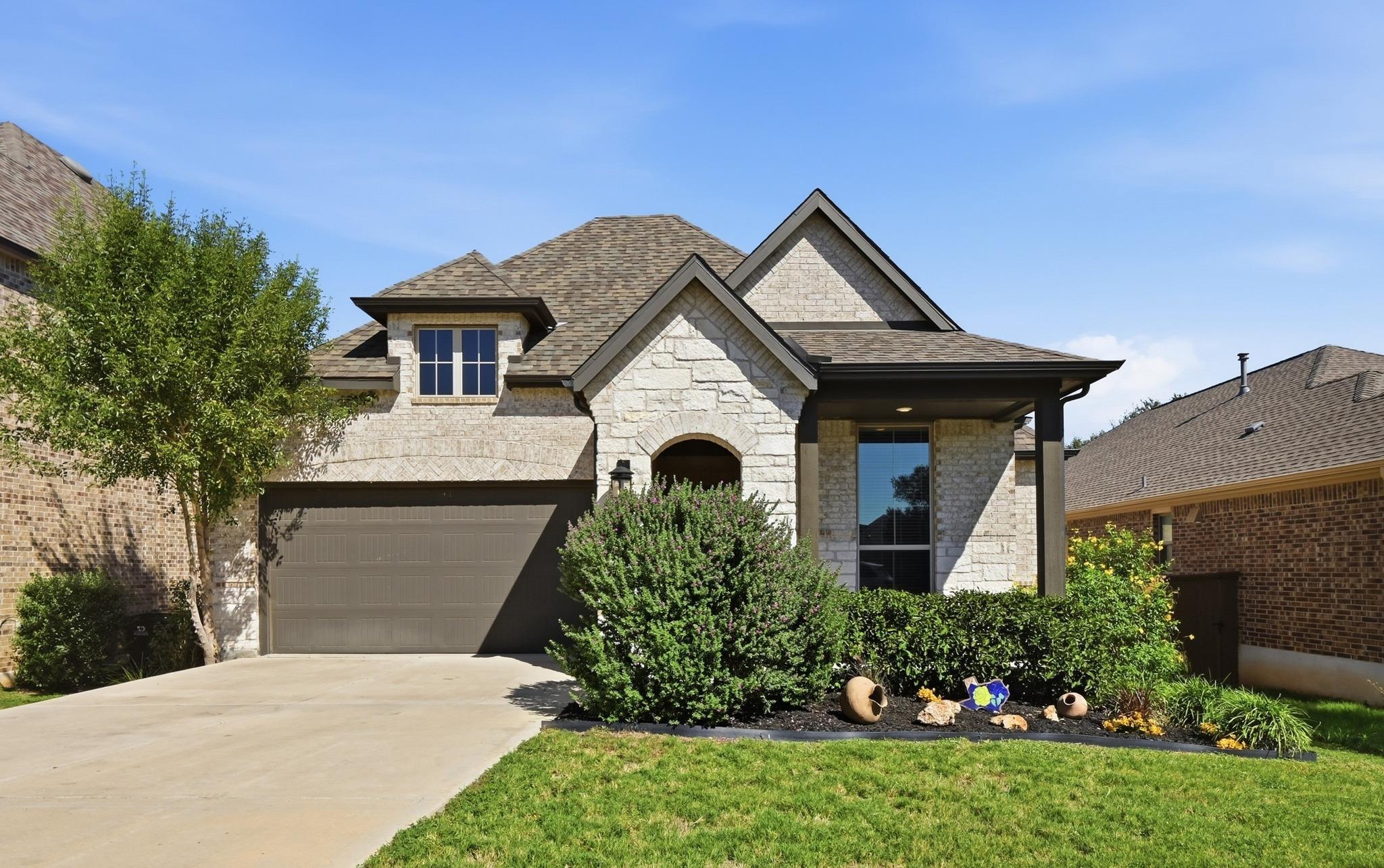 132  Fountain Grass Dr