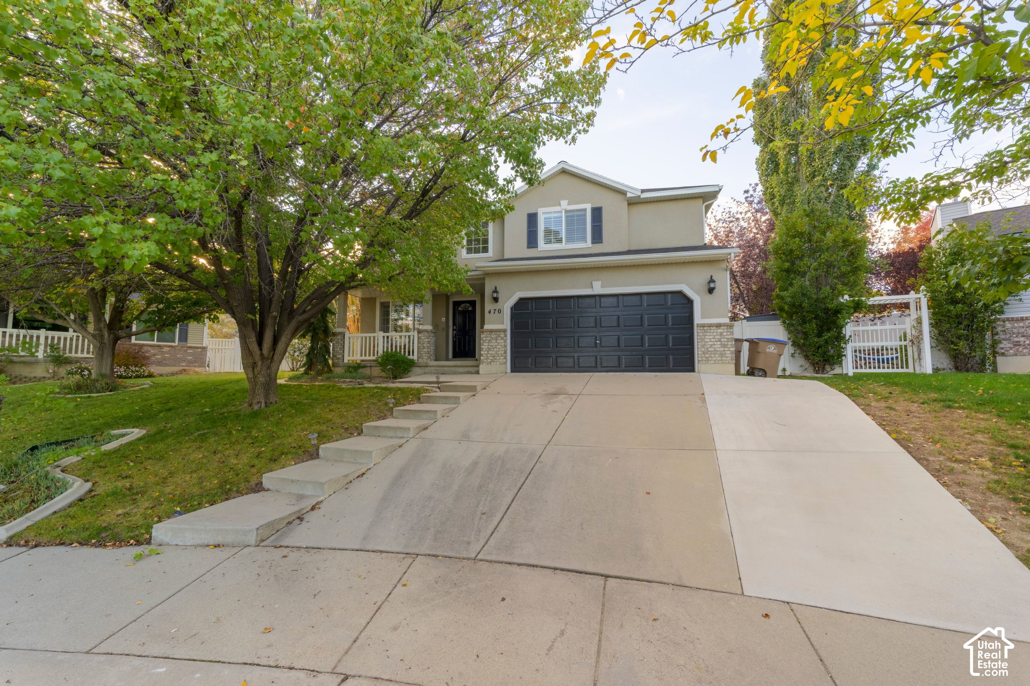 470 E CAROLINE DAY CV