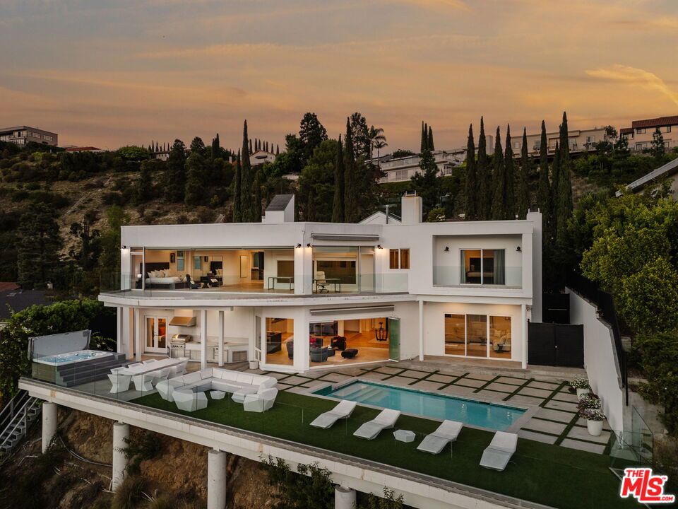 7868 Electra Drive
