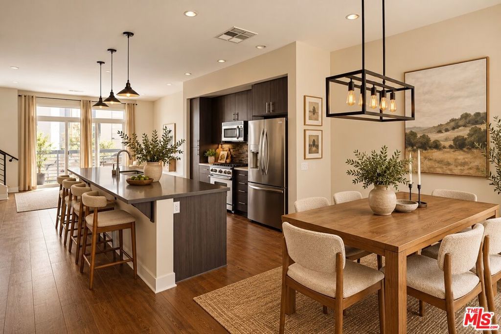 2753 Waverly Drive 1003