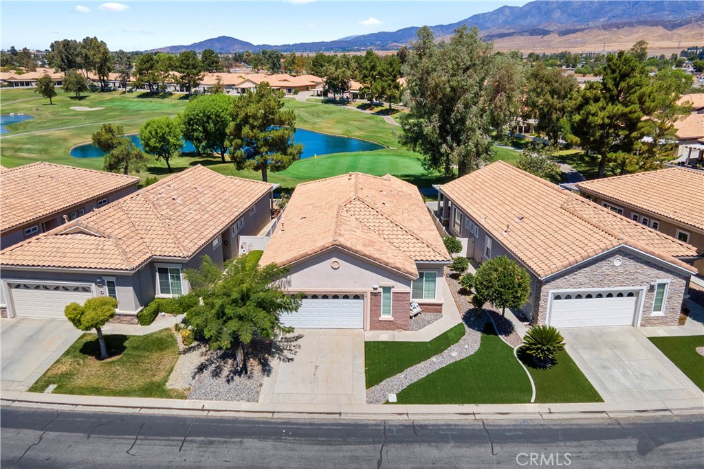 4860 Rolling Hills