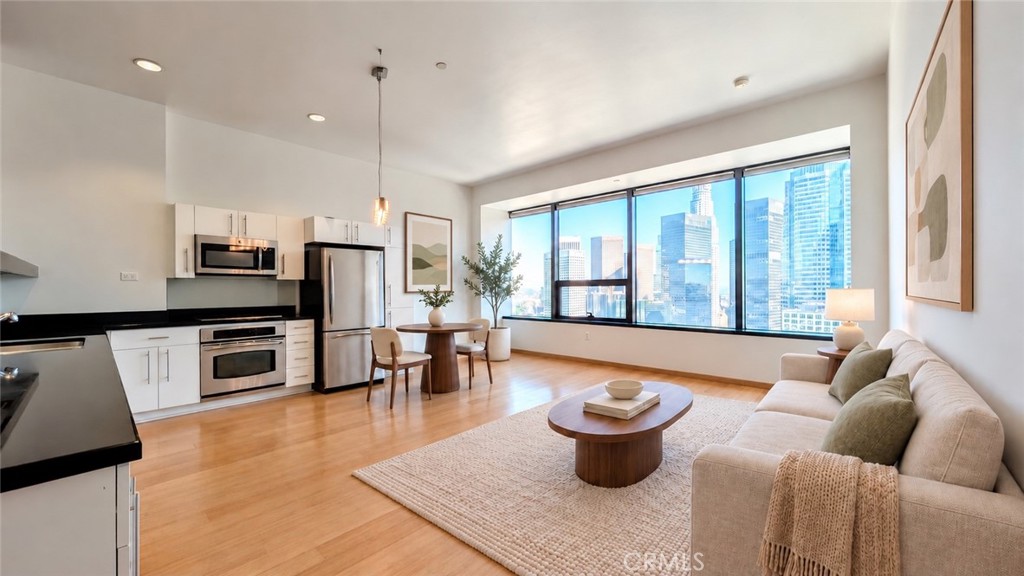 1100 Wilshire Boulevard 2507