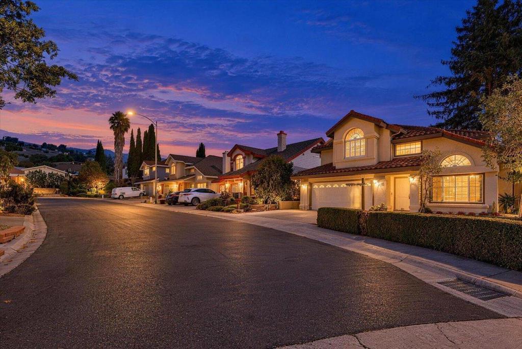 3374 Brook Leaf Court