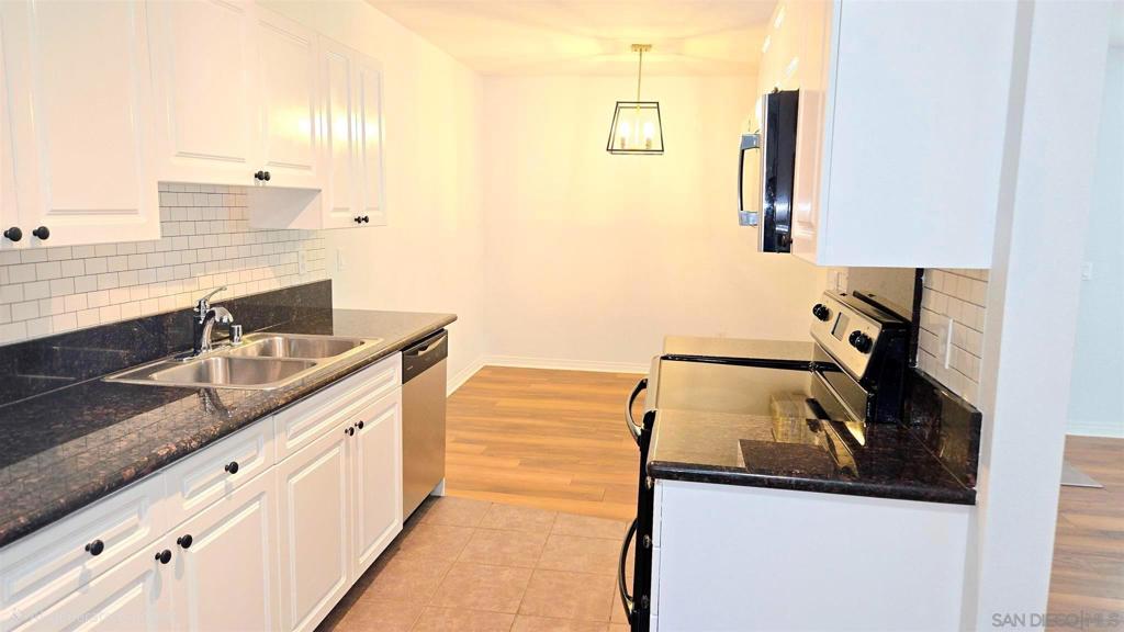 2940 Alta View Dr F203